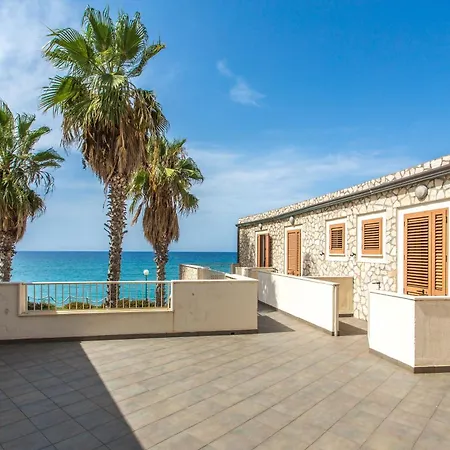 Club Residence La Castellana Mare-3